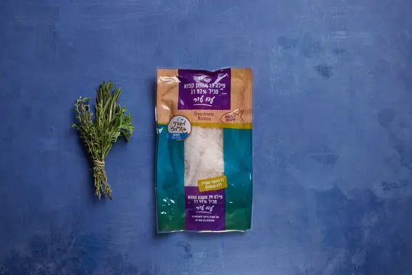 פילה דג אמנון קפוא עם עור 90-120 גרם